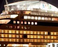 Perspex Cruise Ships, Acrylic used on boats